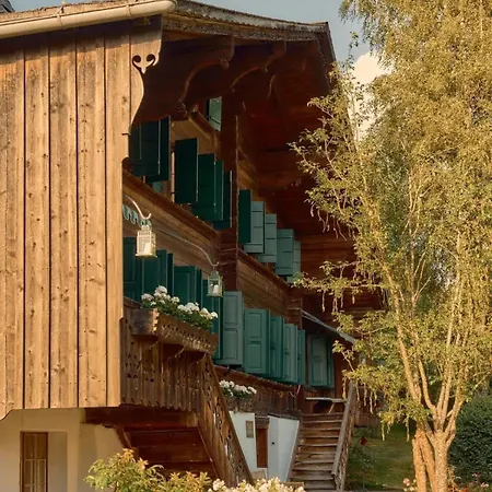 Swiss Near Gstaad: Luxury Views Сasa de vacaciones *