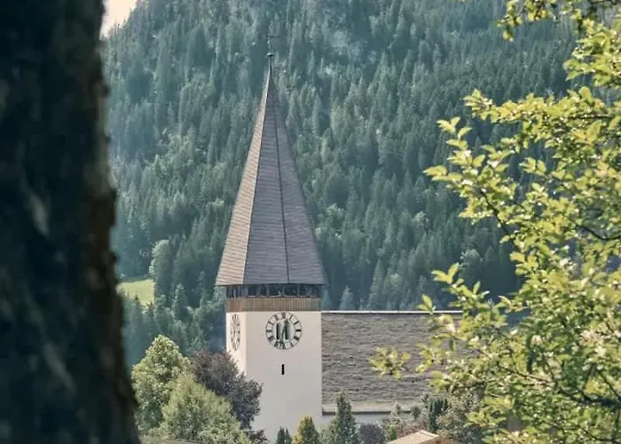 Swiss Near Gstaad: Luxury Views Feriehus Gstaad