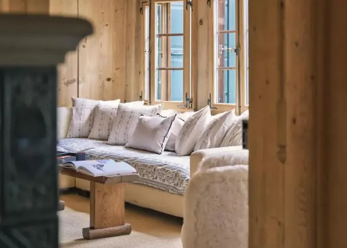 Swiss Near Gstaad: Luxury Views Feriehus Gstaad