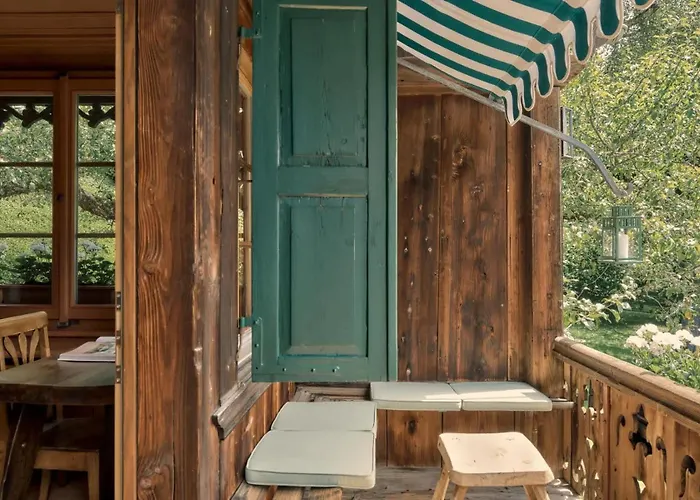 Swiss Near Gstaad: Luxury Views Feriehus Gstaad