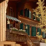 Дом отдыха Swiss Near Gstaad: Luxury Views Гштад