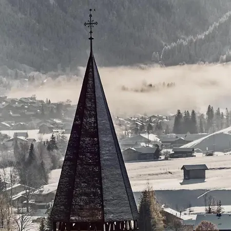 Swiss Near Gstaad: Luxury Views Дом отдыха *