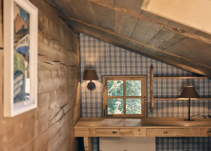 Swiss Near Gstaad: Luxury Views Σπίτι διακοπών Γκστάαντ